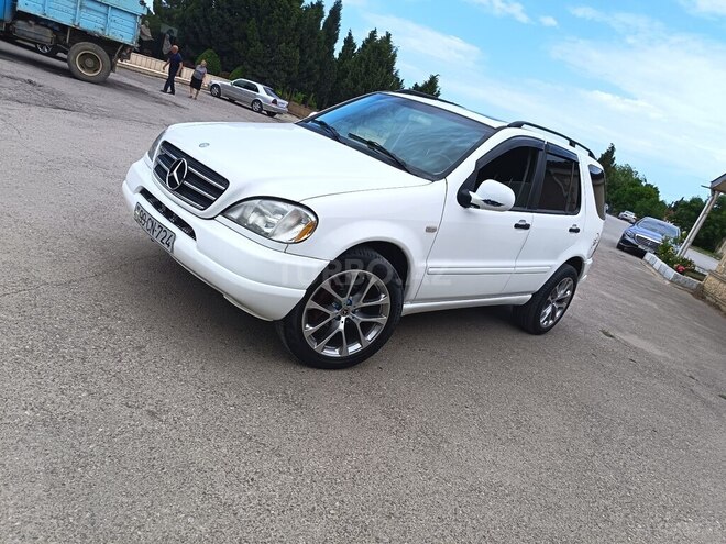 Mercedes ML 320 4MATIC 2000, 332,379 km - 3.2 l - Sumqayıt