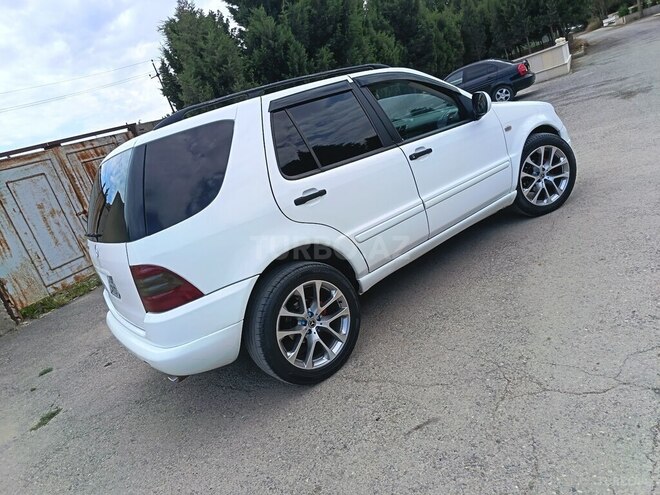 Mercedes ML 320 4MATIC 2000, 332,379 km - 3.2 l - Sumqayıt