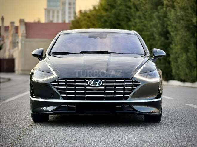 Hyundai Sonata-1