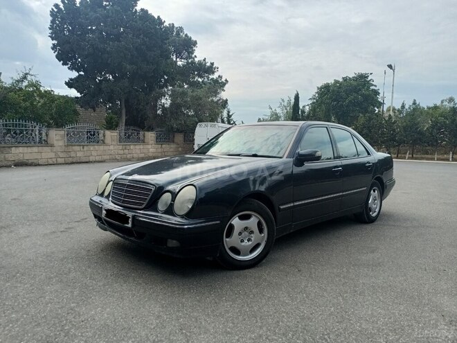 Mercedes E 270 1999, 397,318 km - 2.7 l - Bakı