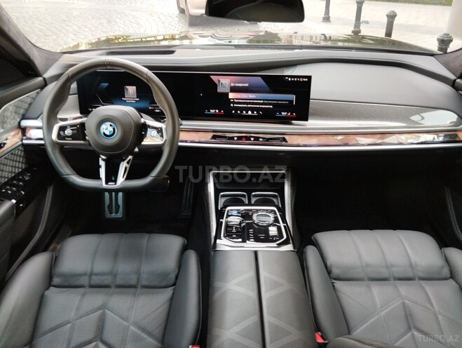 BMW i7 2022, 31,000 km - 0.0 l - Bakı