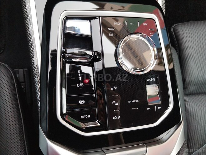 BMW i7 2022, 31,000 km - 0.0 l - Bakı