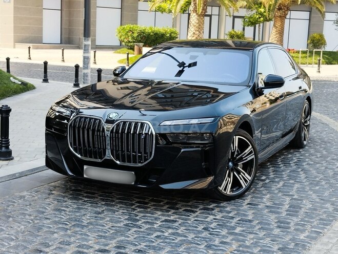 BMW i7 2022, 31,000 km - 0.0 l - Bakı