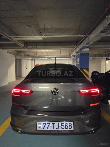 Volkswagen Polo 2021, 49,500 km - 1.6 л - Bakı