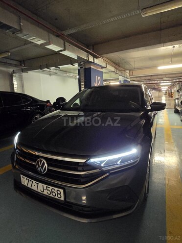 Volkswagen Polo 2021, 49,500 km - 1.6 л - Bakı