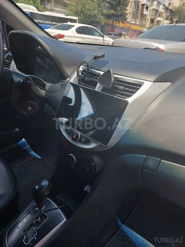 Hyundai Accent 2013, 290,000 km - 1.6 l - Bakı