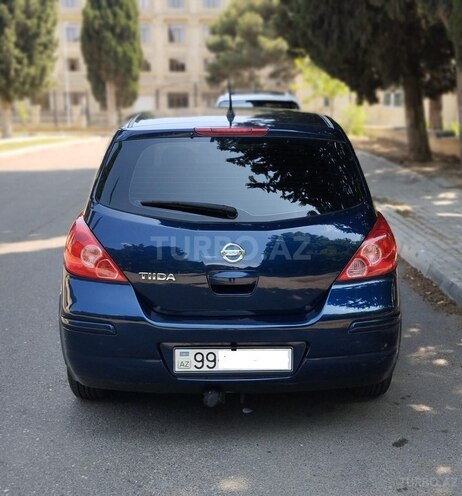 Nissan Tiida-9