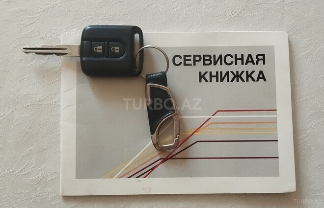 Nissan Tiida-21