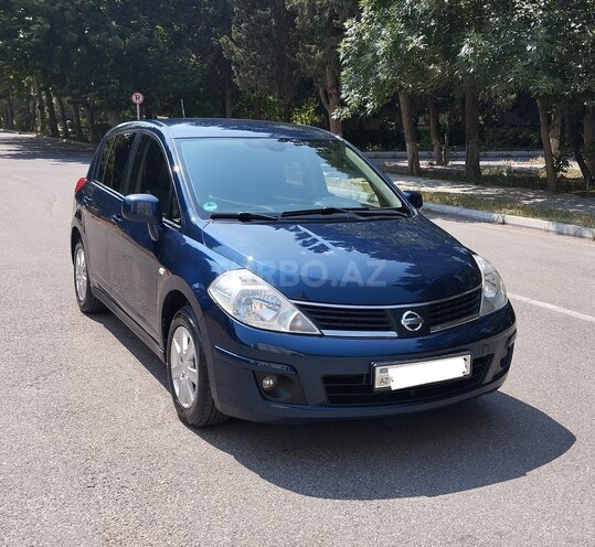 Nissan Tiida-2