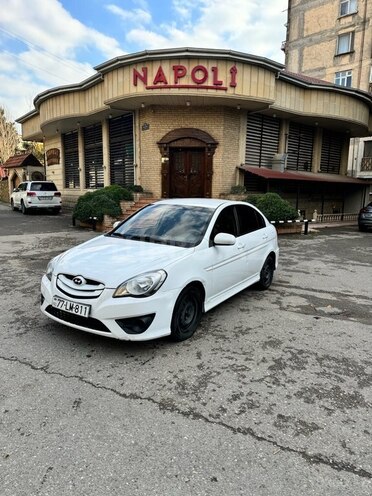 Hyundai Verna 2010, 352,000 km - 1.5 l - Bakı