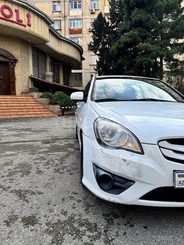 Hyundai Verna 2010, 352,000 km - 1.5 l - Bakı