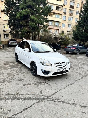 Hyundai Verna 2010, 352,000 km - 1.5 l - Bakı
