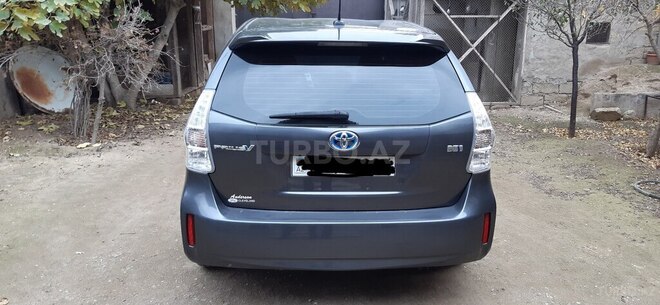 Toyota Prius V 2012, 381,000 km - 1.8 л - Bakı