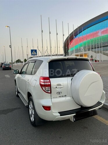 Toyota RAV4 2010, 111,000 km - 2.0 l - Bakı