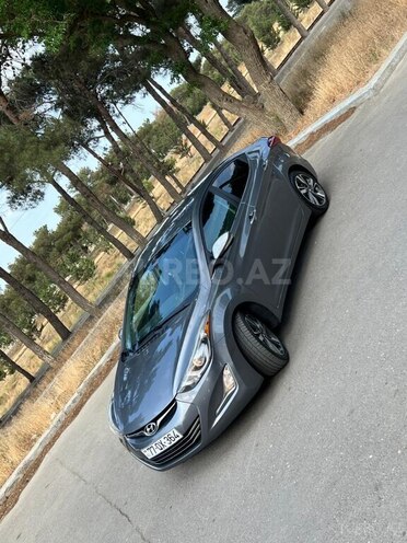 Hyundai Elantra 2015, 162,000 km - 1.8 l - Bakı