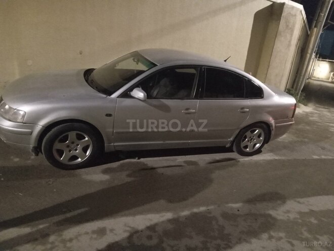 Volkswagen Passat 1999, 250,000 km - 2.8 l - Bakı