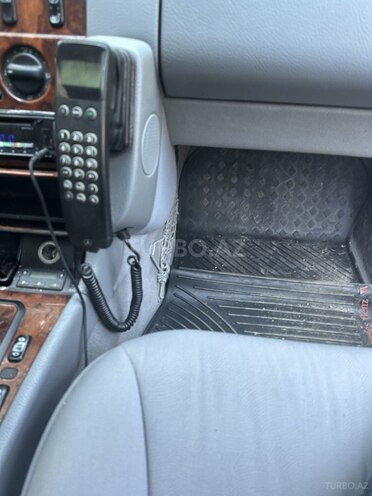 Mercedes E 280 1999, 306,000 km - 2.8 l - Bakı