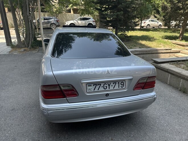 Mercedes E 280 1999, 306,000 km - 2.8 l - Bakı