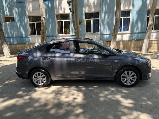 Hyundai Accent 2022, 39,300 km - 1.6 л - Sumqayıt