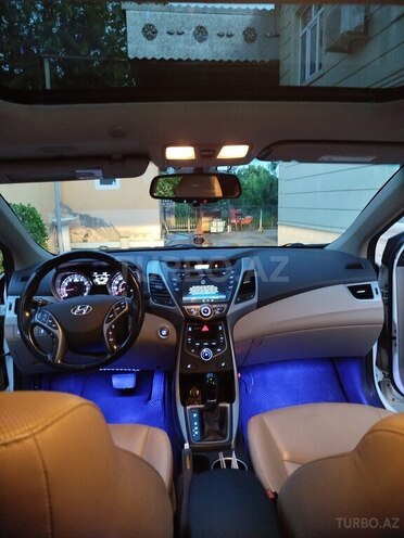 Hyundai Elantra 2014, 94,734 km - 1.8 l - Şirvan
