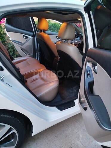 Hyundai Elantra 2014, 94,734 km - 1.8 l - Şirvan