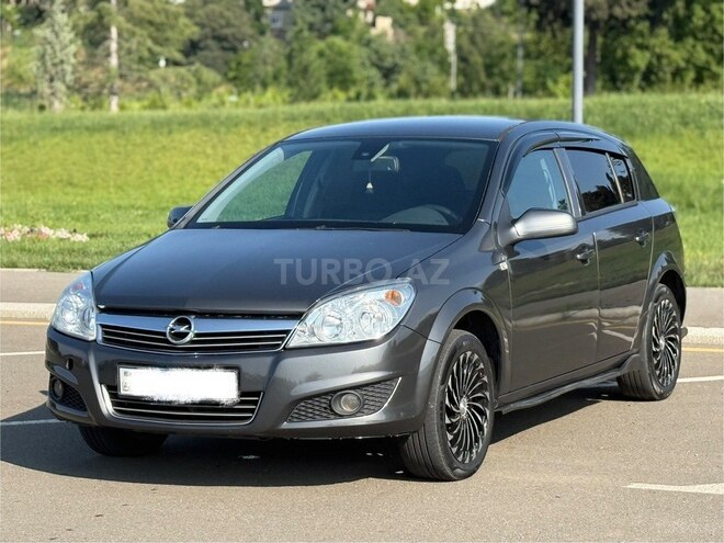 Opel Astra 2009, 290,000 km - 1.6 l - Gəncə