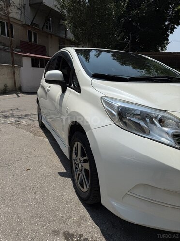 Nissan Note-9