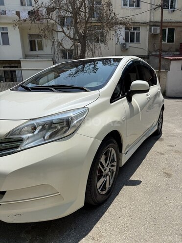 Nissan Note-8