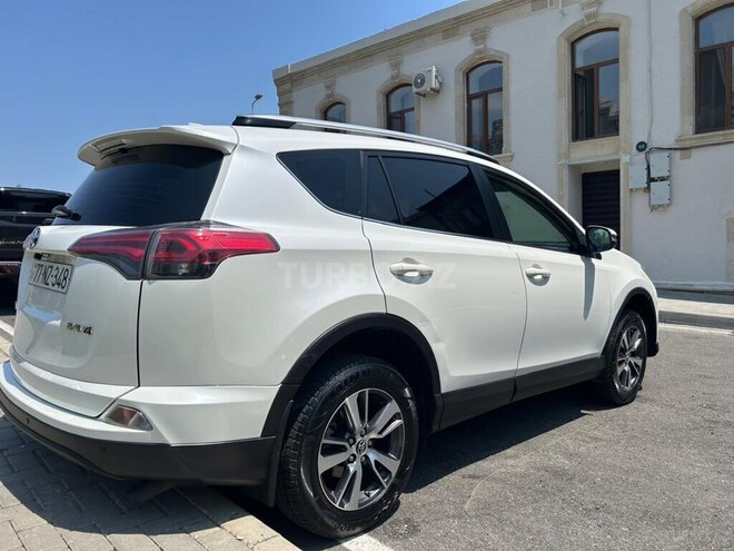 Toyota RAV4 2016, 135,500 km - 2.0 l - Bakı