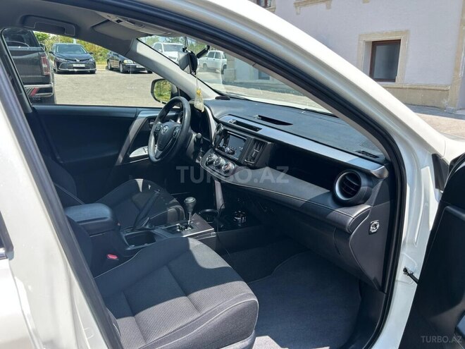 Toyota RAV4 2016, 135,500 km - 2.0 l - Bakı