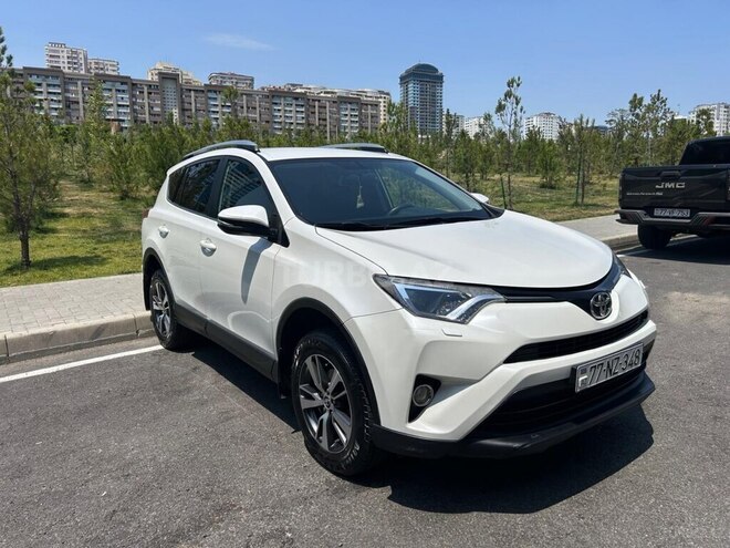 Toyota RAV4 2016, 135,500 km - 2.0 l - Bakı