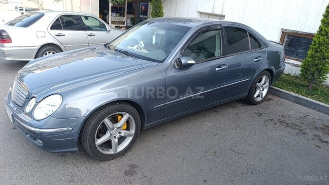 Mercedes E 220 d 2003, 370,000 km - 2.2 l - Bakı