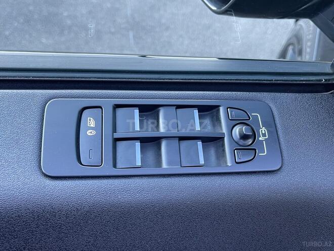 Land Rover Discovery Sport-10