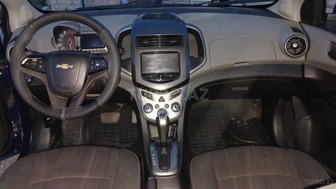 Chevrolet Aveo-3