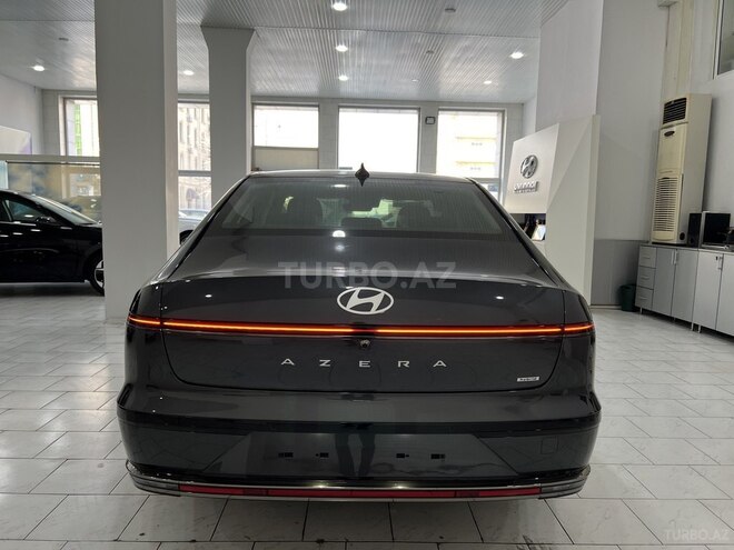 Hyundai Azera-2