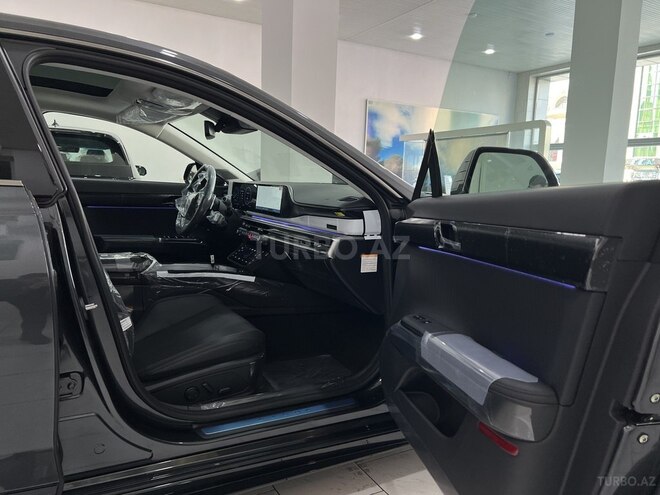 Hyundai Azera-11