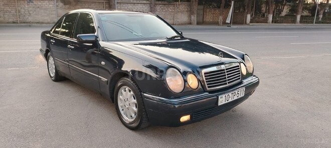 Mercedes E 230 1996, 321,456 km - 2.3 l - Bakı