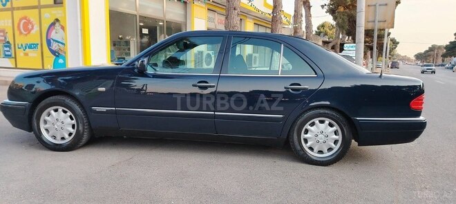 Mercedes E 230 1996, 321,456 km - 2.3 l - Bakı