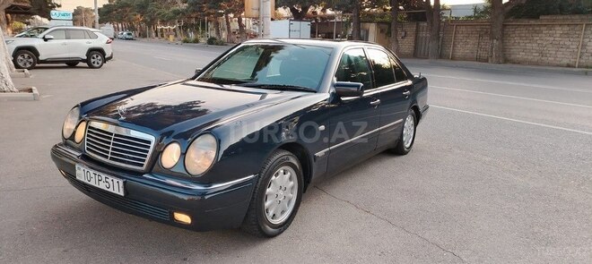 Mercedes E 230 1996, 321,456 km - 2.3 l - Bakı