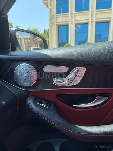 Mercedes GLC 250 4MATIC Coupe 2018, 97,000 km - 2.0 л - Bakı