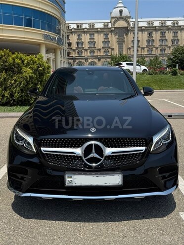 Mercedes GLC 250 4MATIC Coupe 2018, 97,000 km - 2.0 л - Bakı