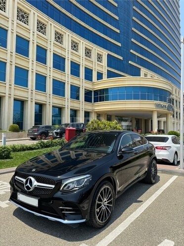 Mercedes GLC 250 4MATIC Coupe 2018, 97,000 km - 2.0 л - Bakı
