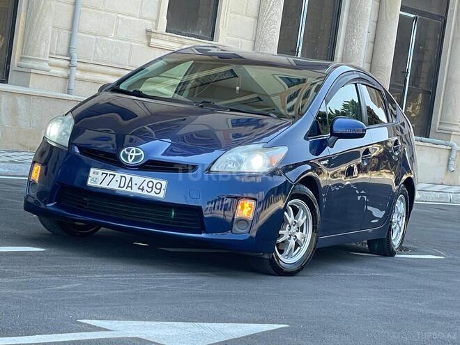Toyota Prius-2