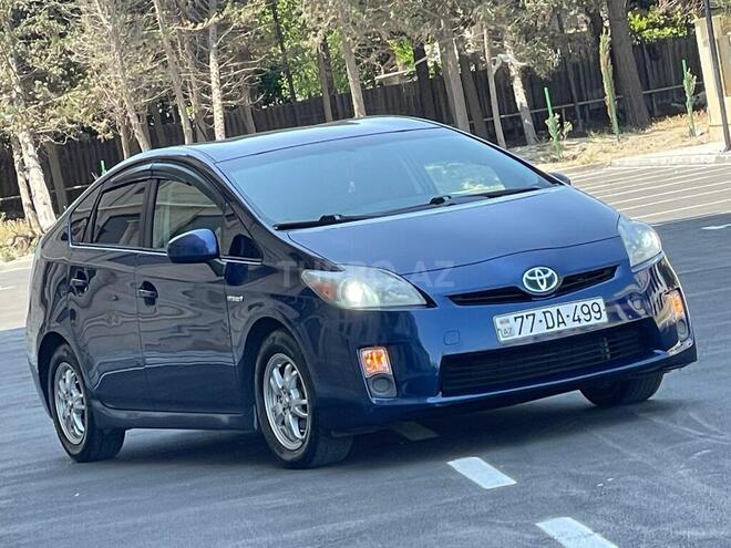 Toyota Prius-3
