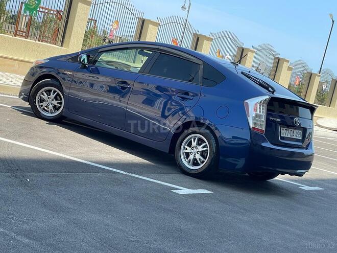 Toyota Prius-9