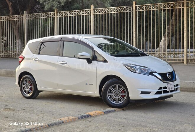 Nissan Note 2017, 87,000 km - 1.2 л - Bakı