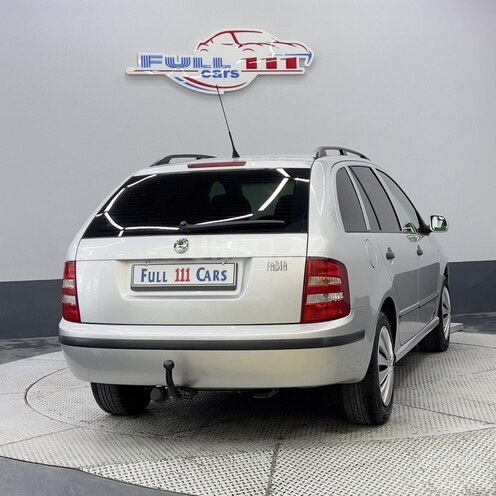 Skoda Fabia-7