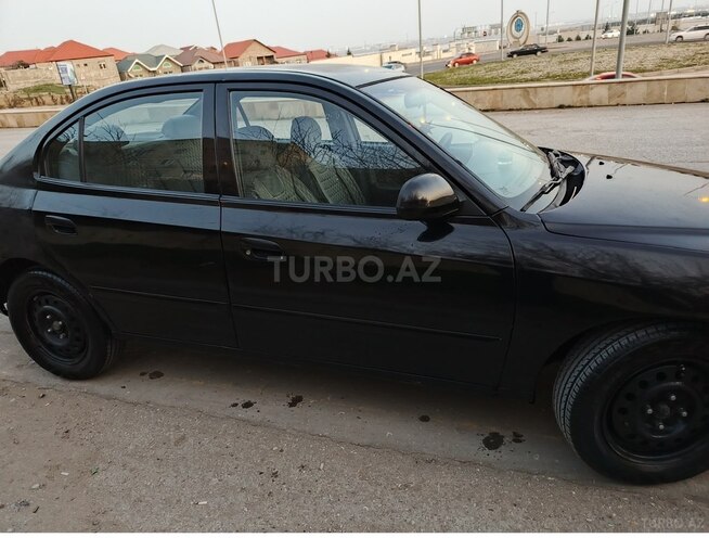 Hyundai Elantra 2003, 337,124 km - 2.0 л - Bakı