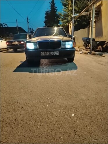 Mercedes 190 1992, 250,000 km - 2.0 l - Cəlilabad