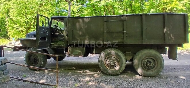 Ural 4320-8